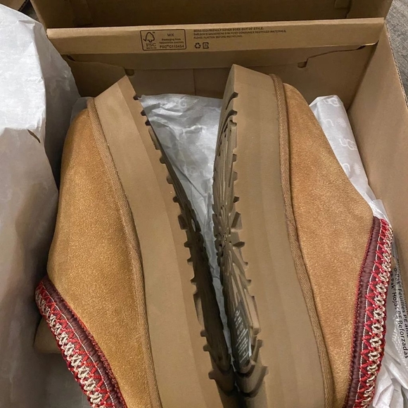 Ugg Tazz slippers - women - Picture 1 of 4
